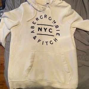 White anf sweatshirt